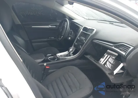 2013 Ford Fusion Hybrid Se z USA, uszkodzony, nr VIN 3FA6P0LU1DR328768